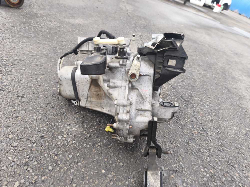 BOITE DE VITESSE MANUEL CITROEN/PEUGEOT  - Vue 3